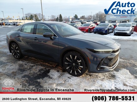 2025 Toyota Crown Platinum Sedan