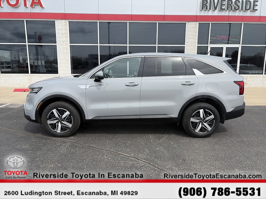 Certified 2022 Kia Sorento LX SUV