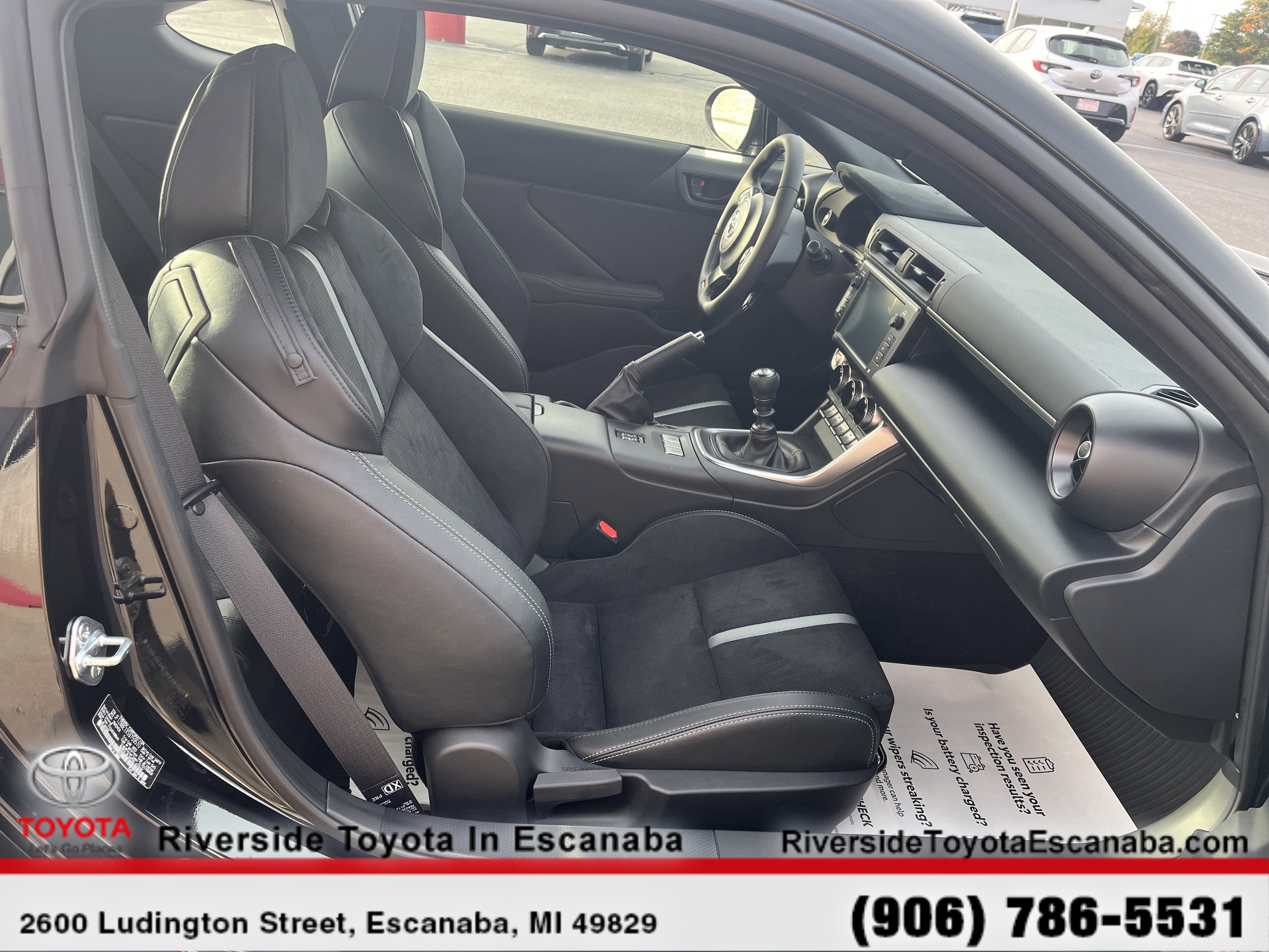 2025 Toyota GR86 Premium - Photo 25