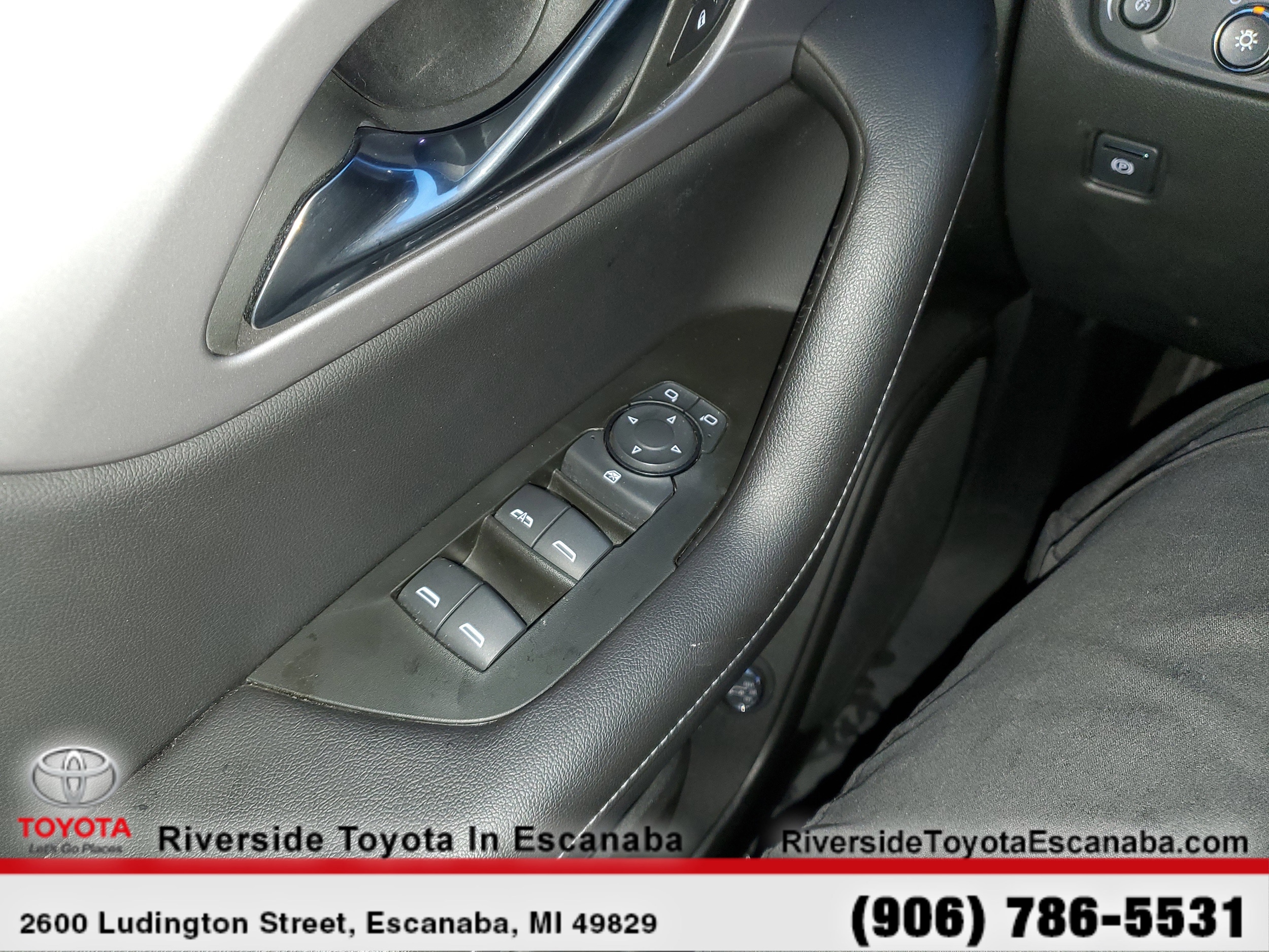 2022 Chevrolet Blazer 3LT - Photo 24