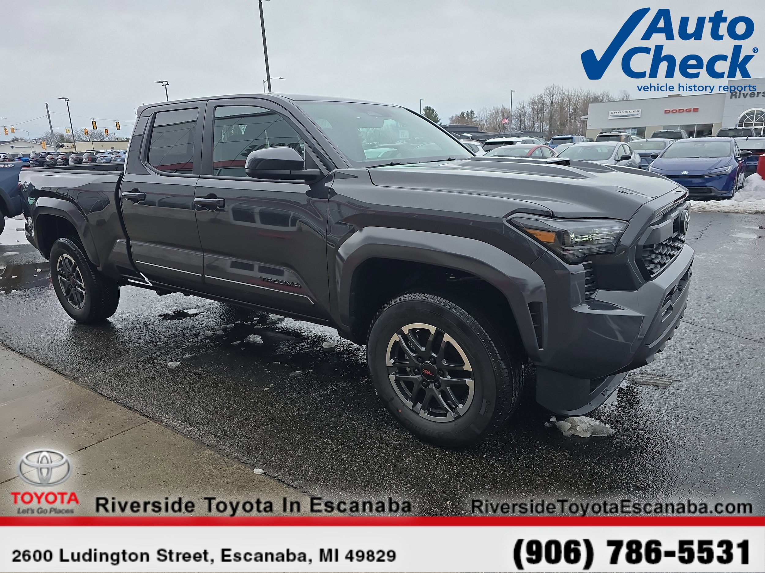 2026 Toyota Tacoma TRD Sport's photo