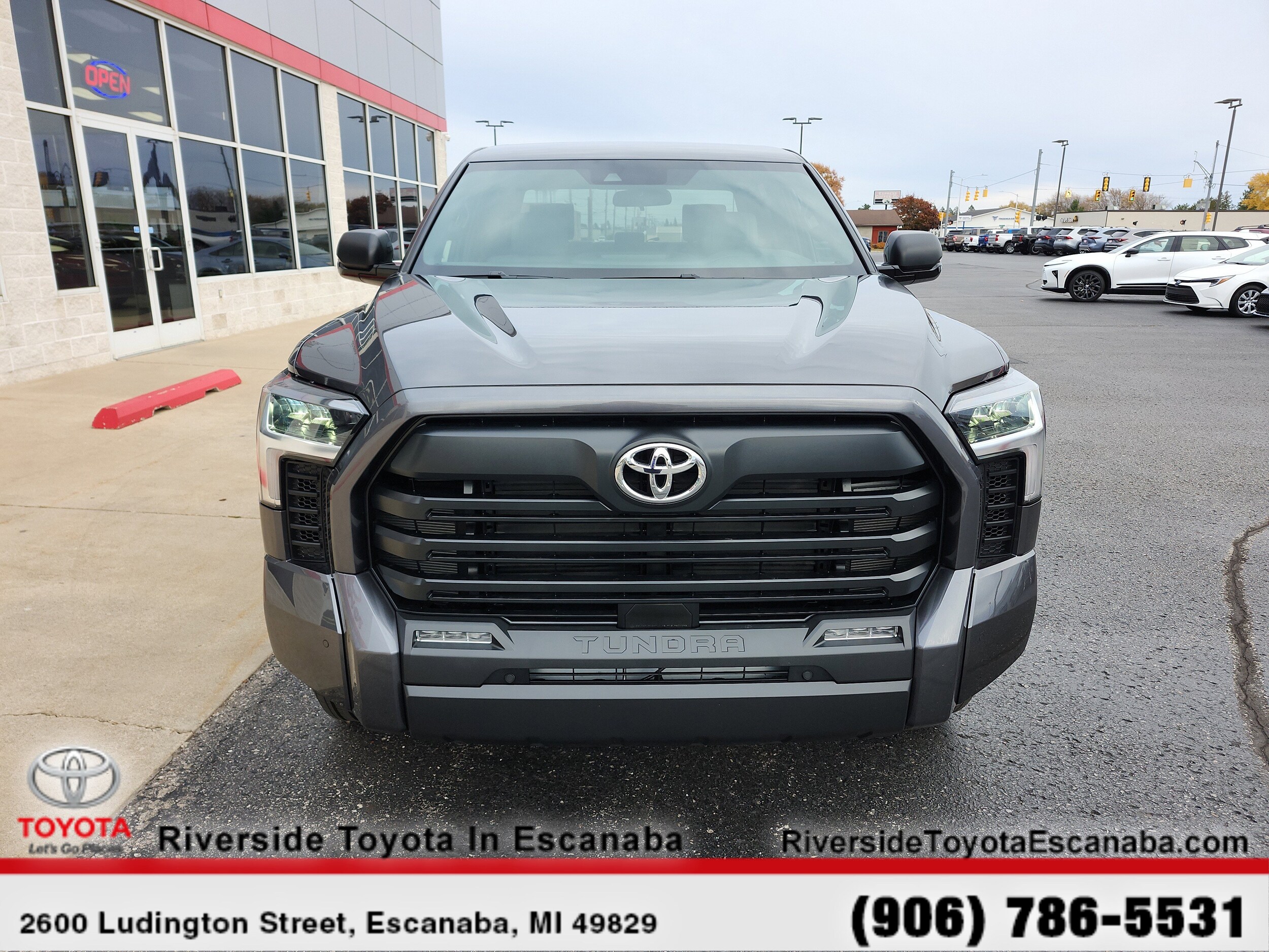 2026 Toyota Tundra SR5 photo 2