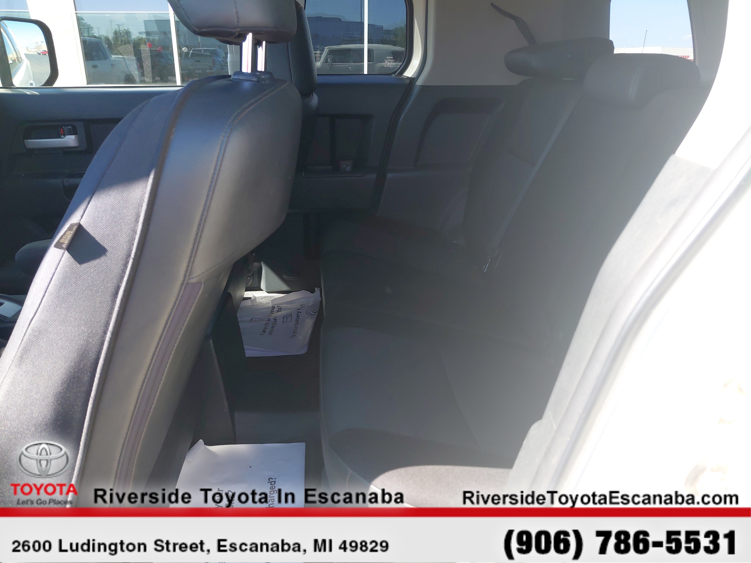 2013 Toyota FJ Cruiser Base - Photo 25
