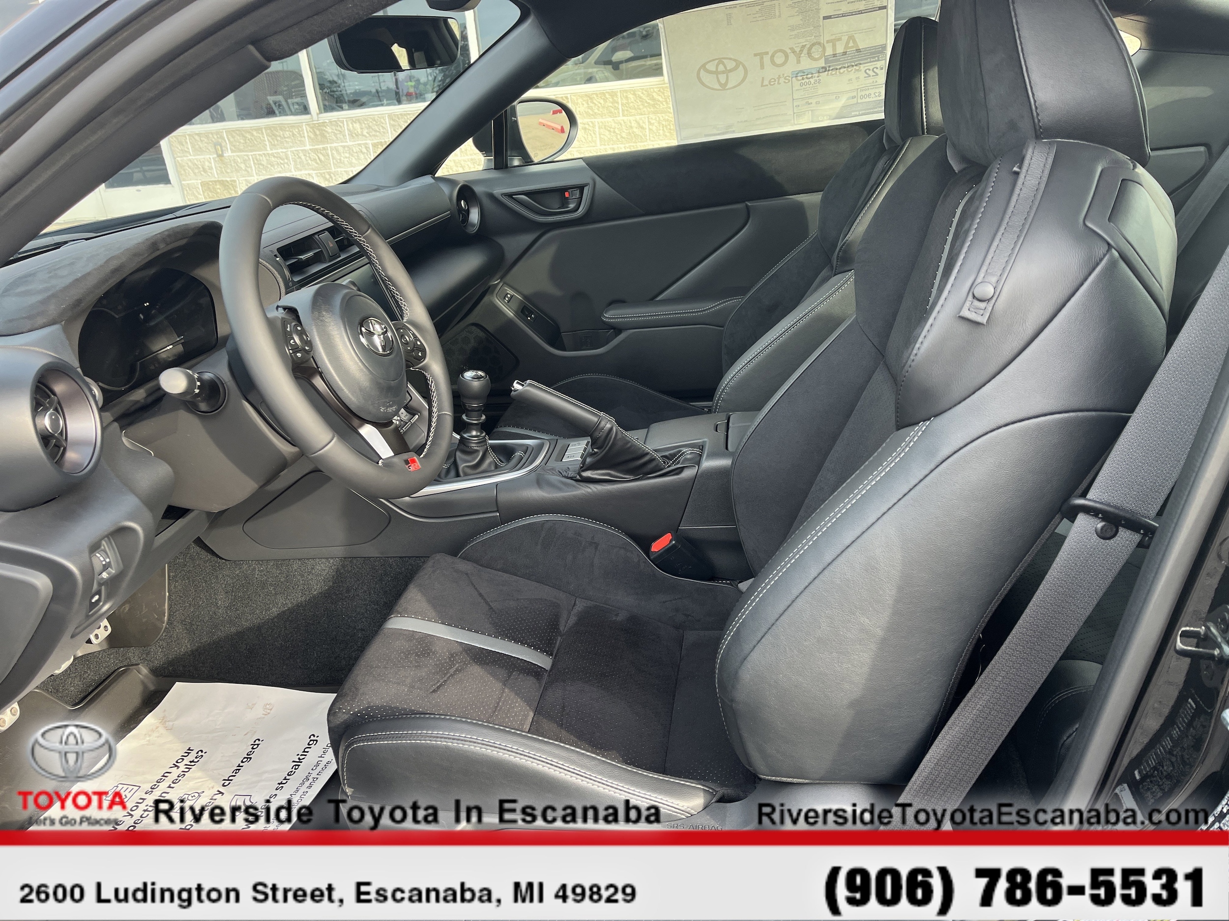 2025 Toyota GR86 Premium - Photo 15