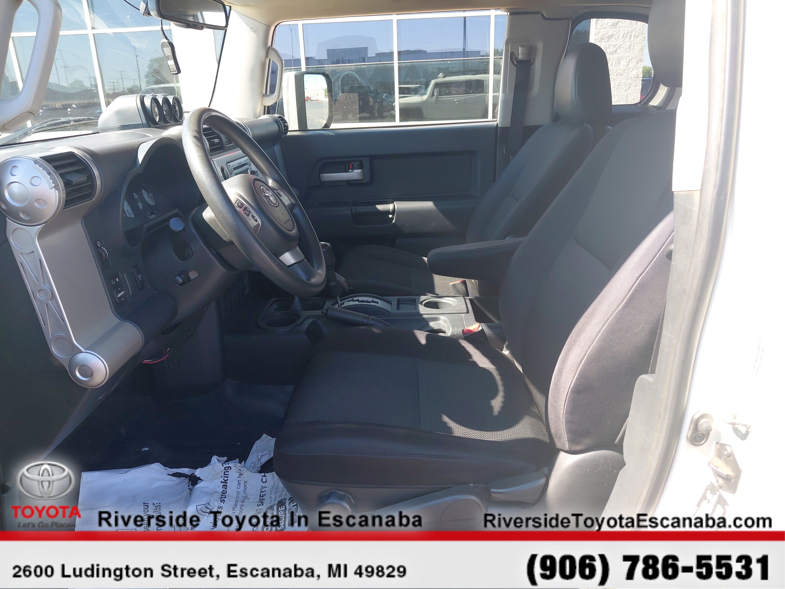 2013 Toyota FJ Cruiser Base - Photo 15