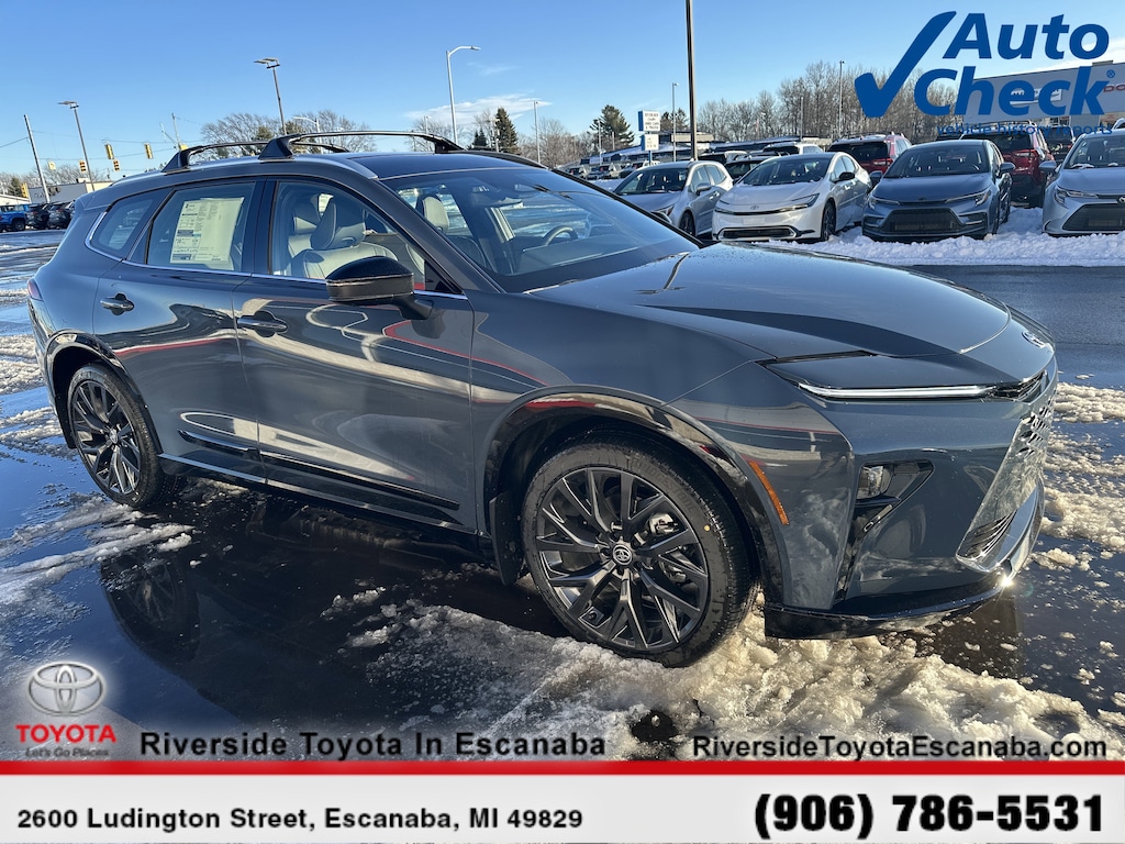 New 2025 Toyota Crown Signia Limited SUV