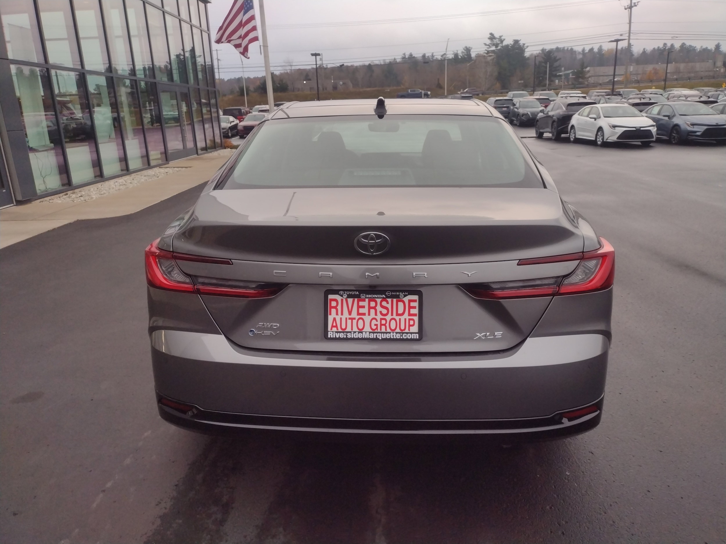 2026 Toyota Camry XLE - Photo 7