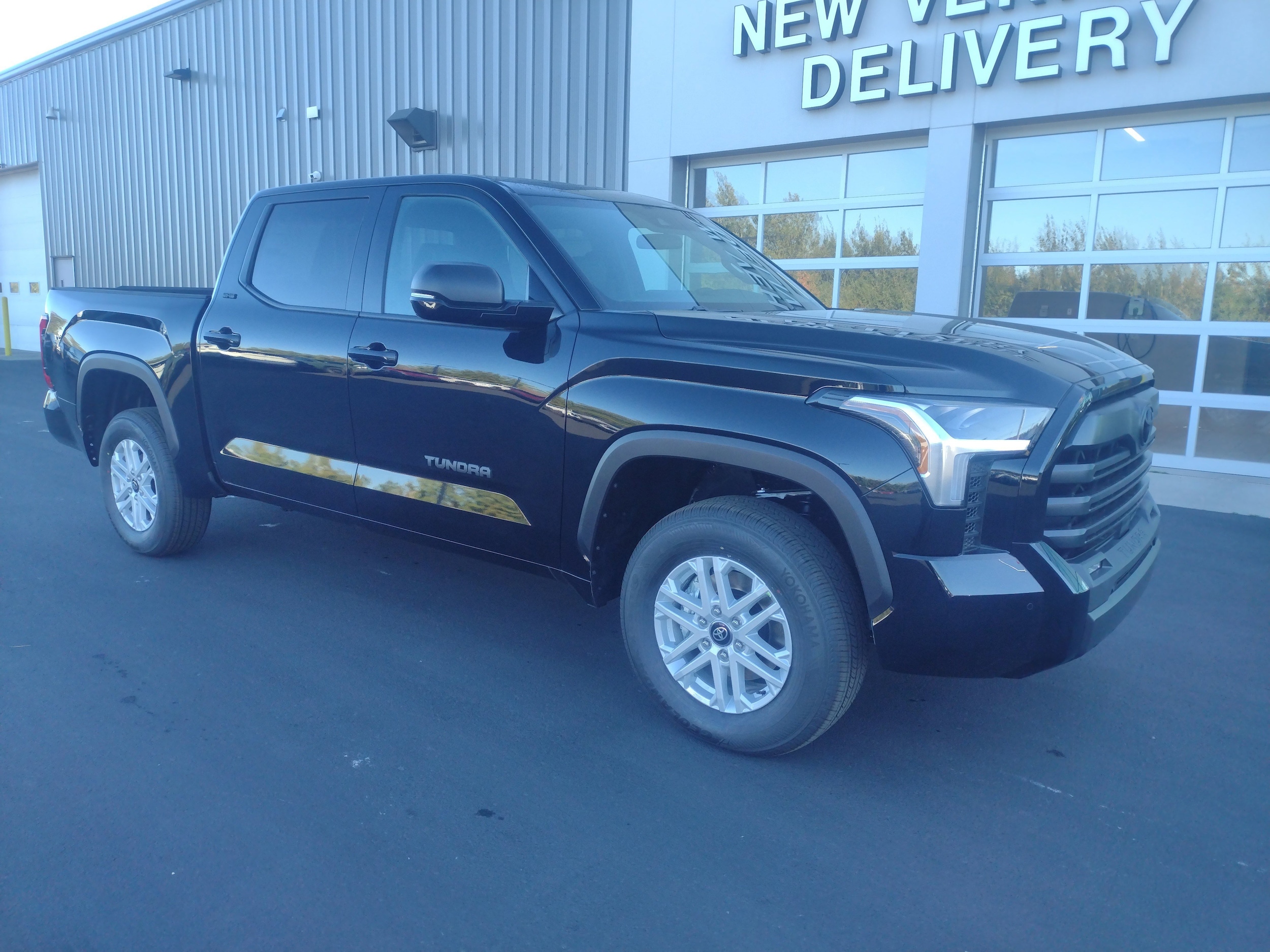 2026 Toyota Tundra SR5's photo