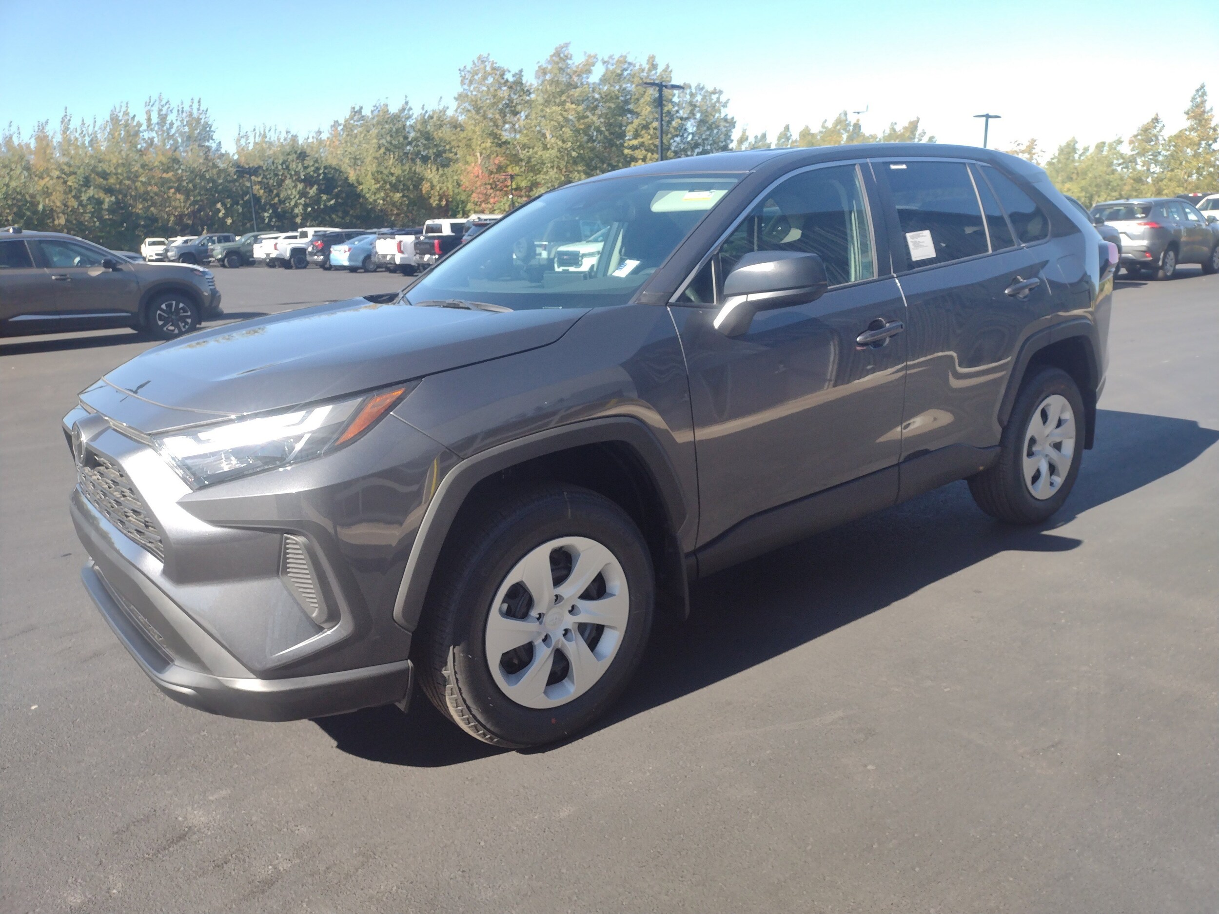 2025 Toyota RAV4 LE photo 2