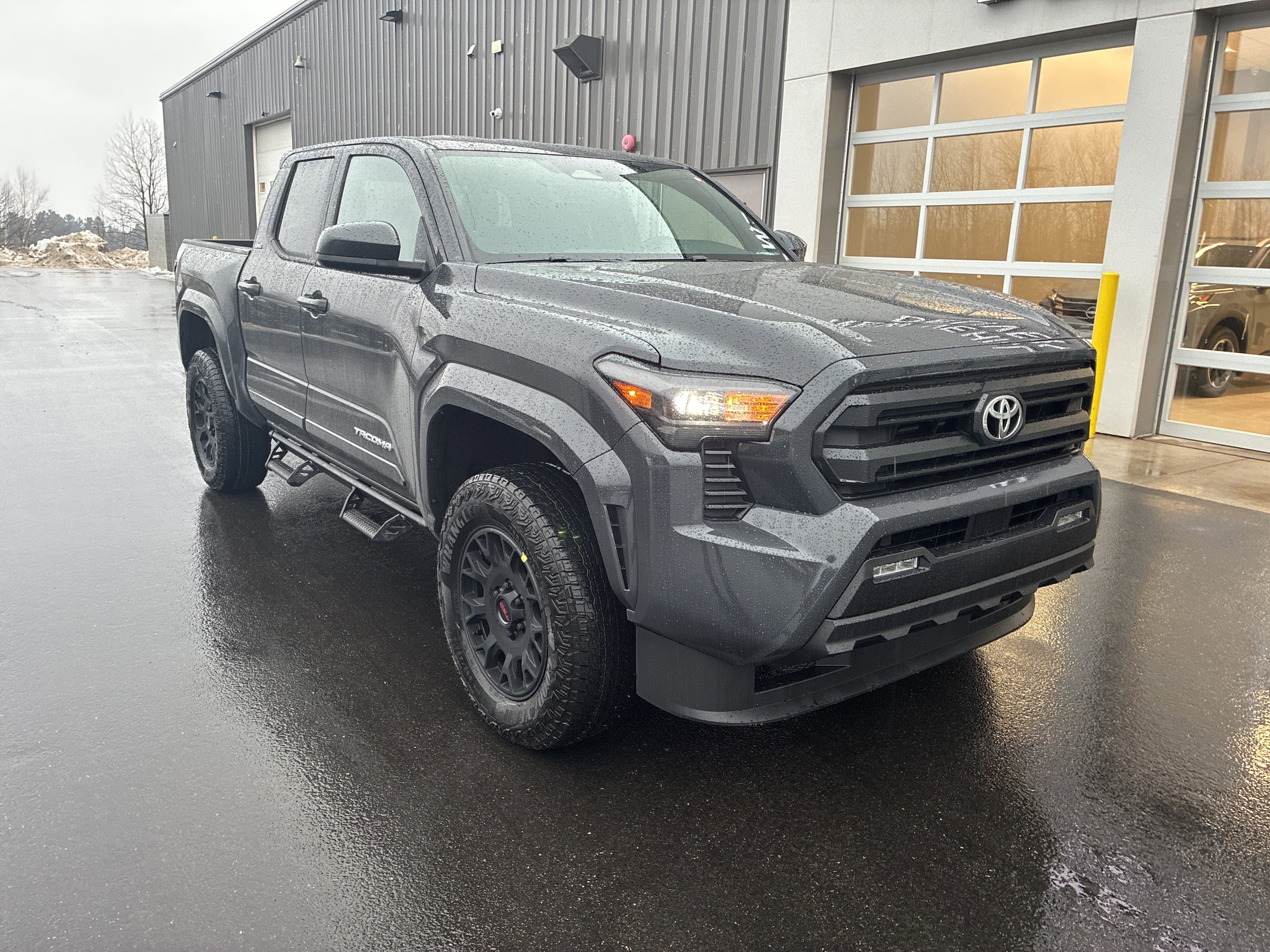 2026 Toyota Tacoma SR5's photo