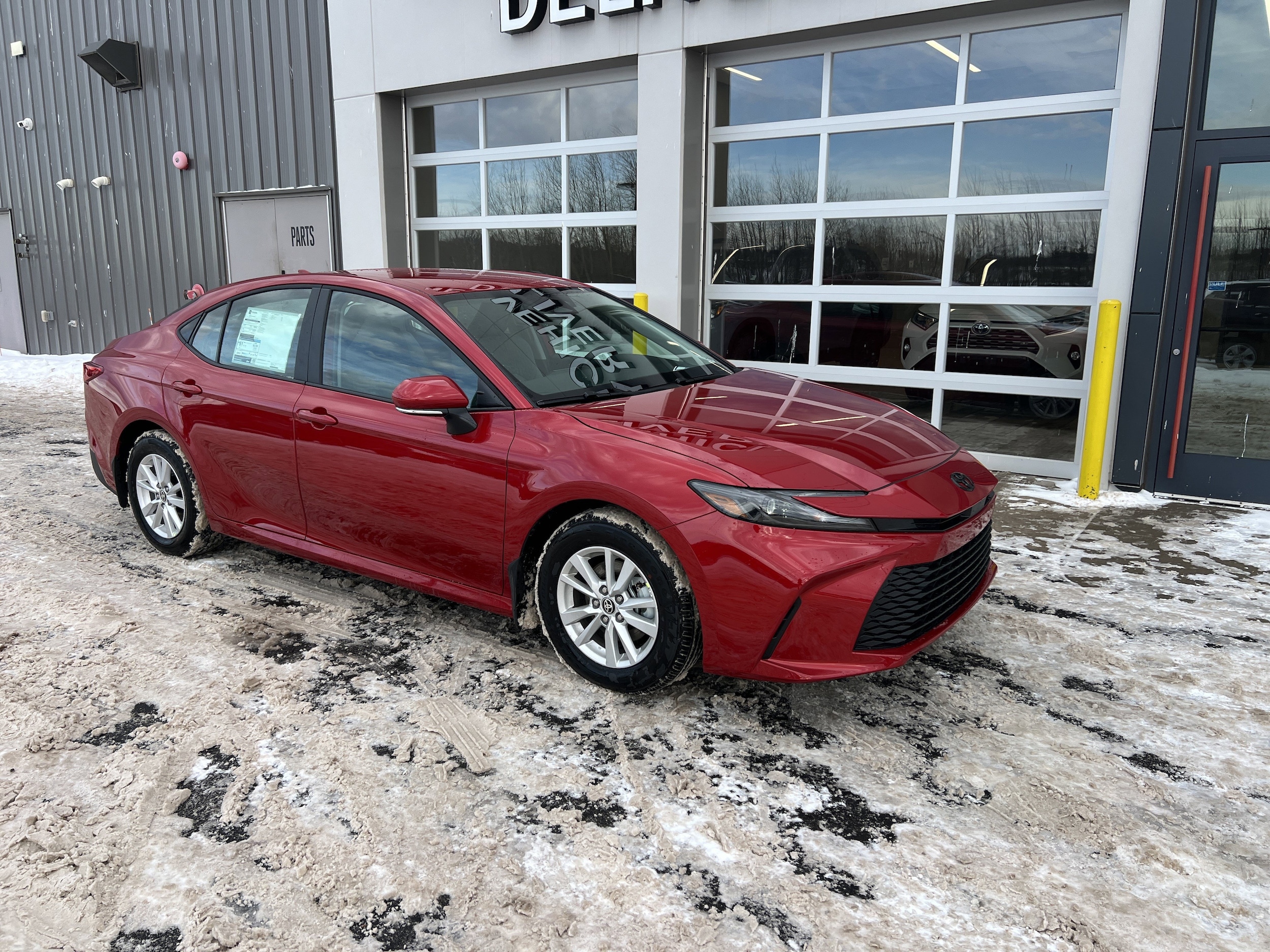 2026 Toyota Camry LE's photo