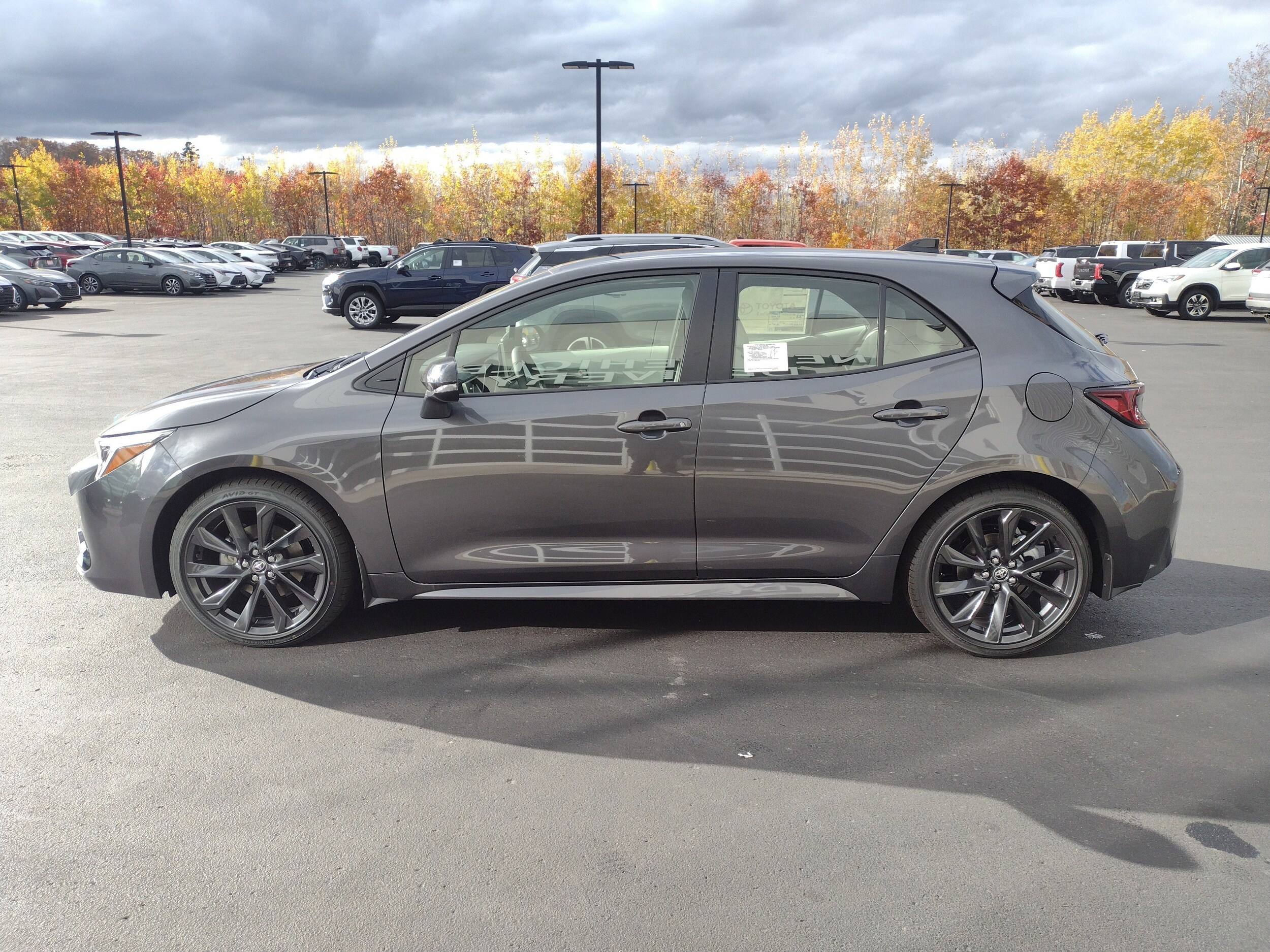 2026 Toyota Corolla XSE photo 4