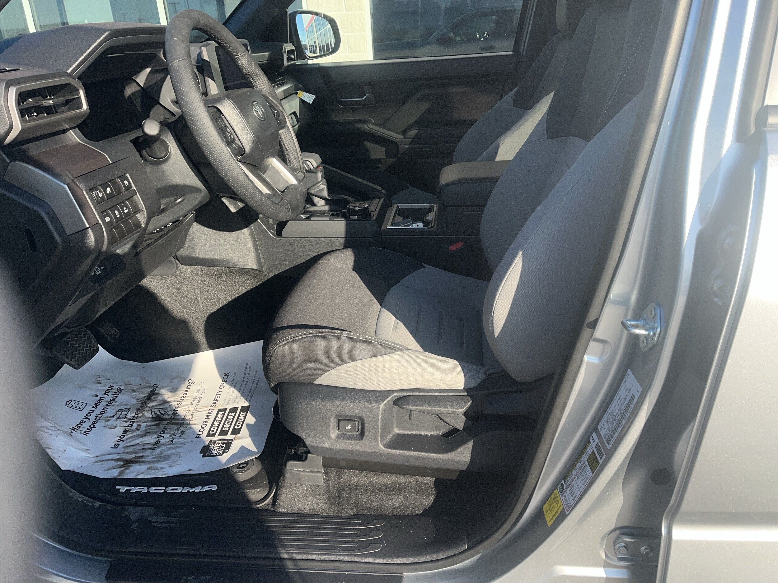 2026 Toyota Tacoma TRD Off Road - Photo 14