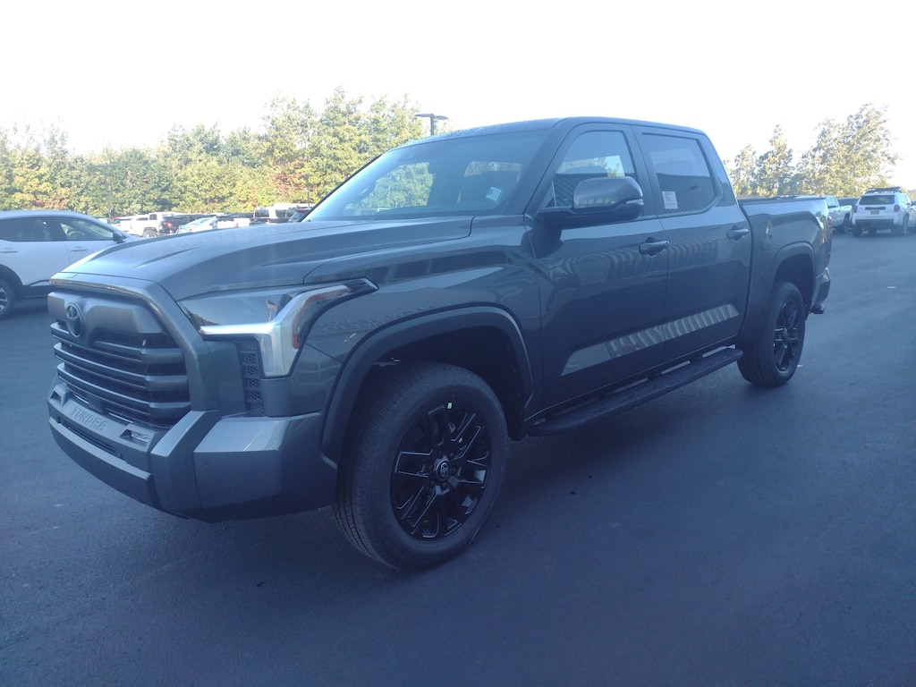 New 2026 Toyota Tundra SR5 CrewMax 5.5 Bed