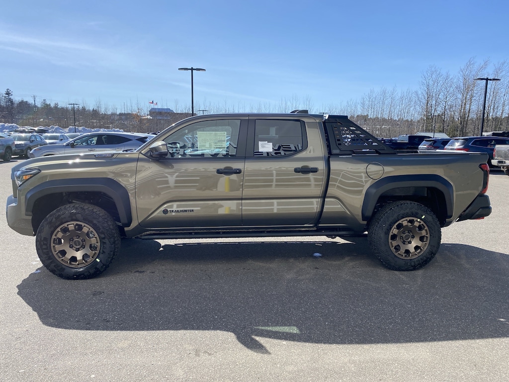 New 2025 Toyota Tacoma i-FORCE MAX Trailhunter Hybrid Trailhunter Hybrid Double Cab 6 Bed AT