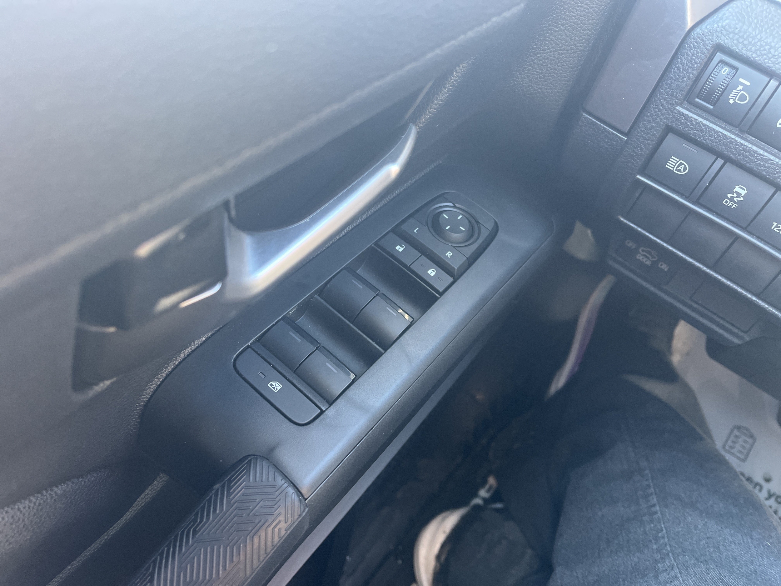 2026 Toyota Tacoma TRD Off Road - Photo 23