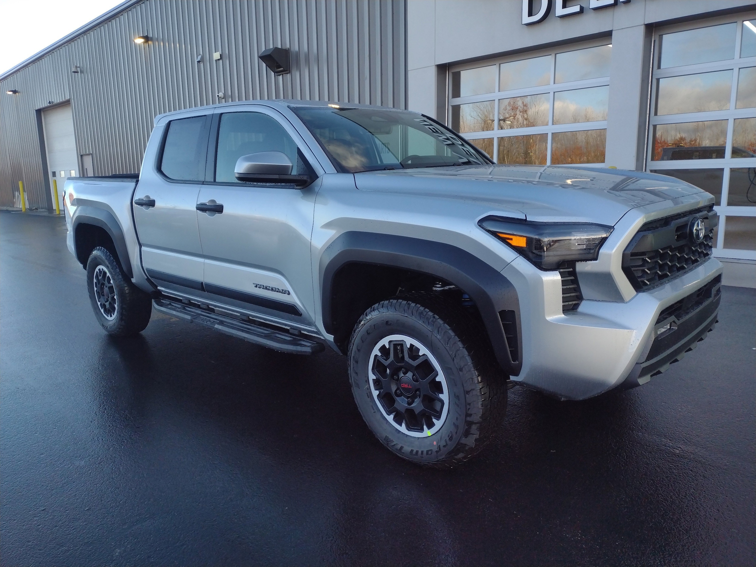 2025 Toyota Tacoma TRD Off Road's photo
