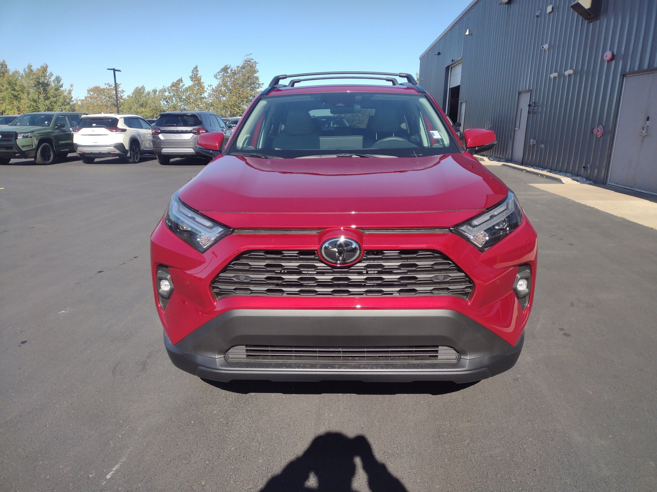 2025 Toyota RAV4 XLE Premium photo 2