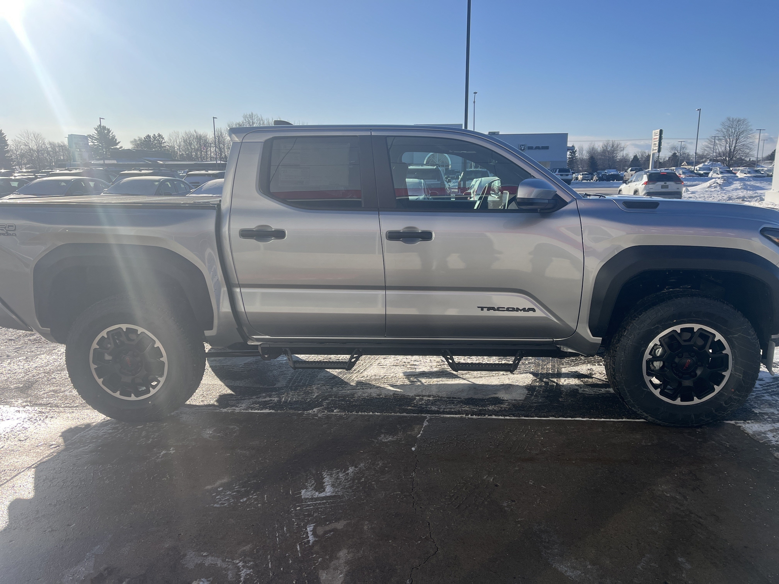 2026 Toyota Tacoma TRD Off Road - Photo 9