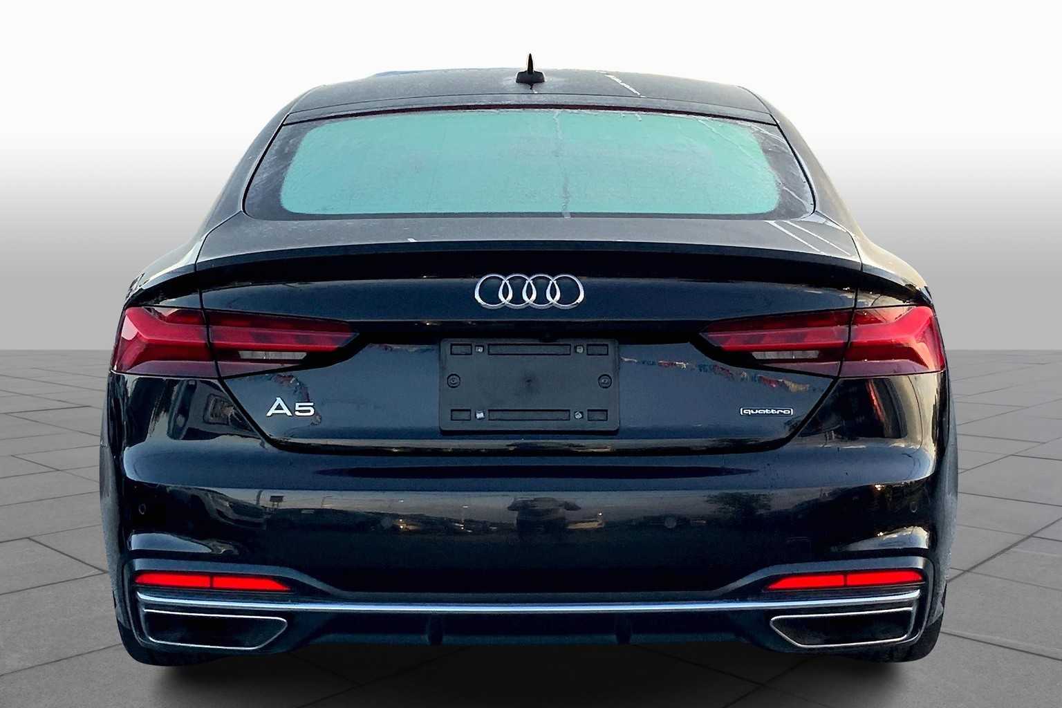 2022 Audi A5 Quattro Premium photo 3