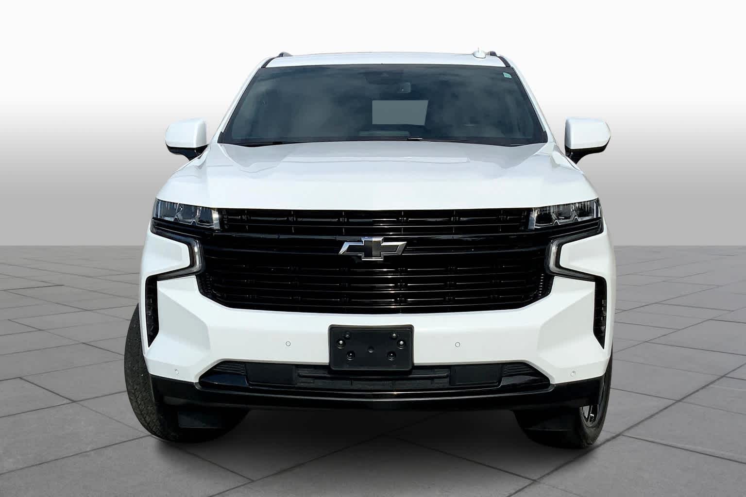 2024 Chevrolet Suburban RST photo 2