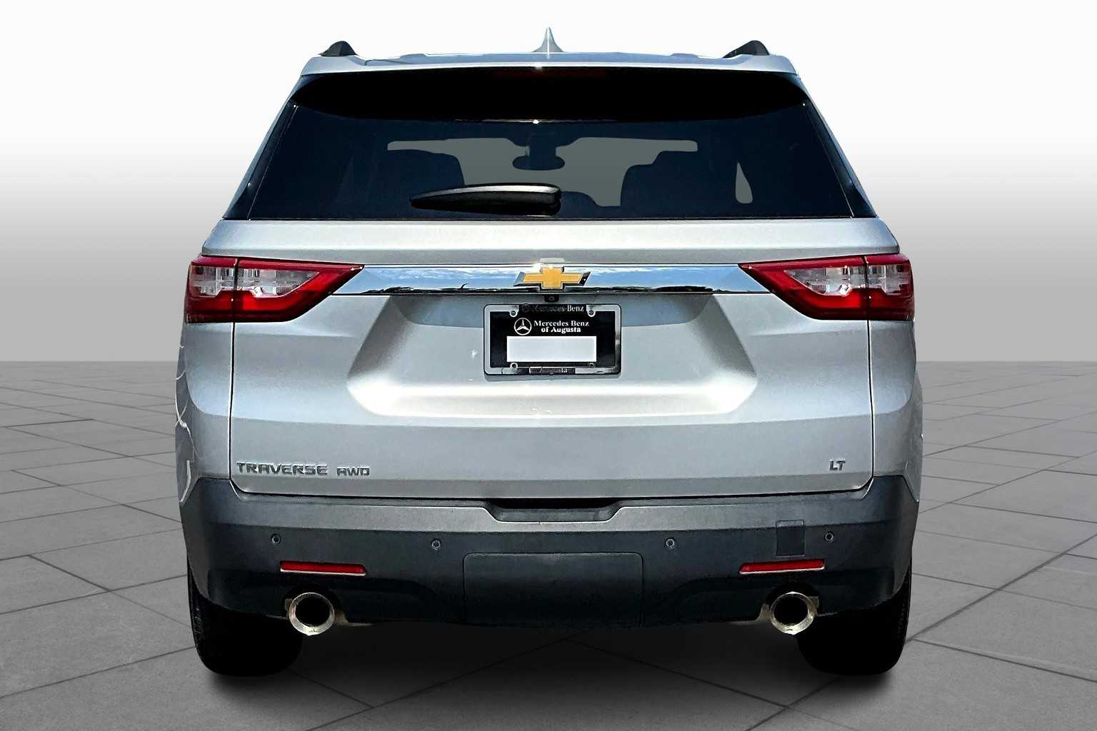 2021 Chevrolet Traverse Cloth photo 3
