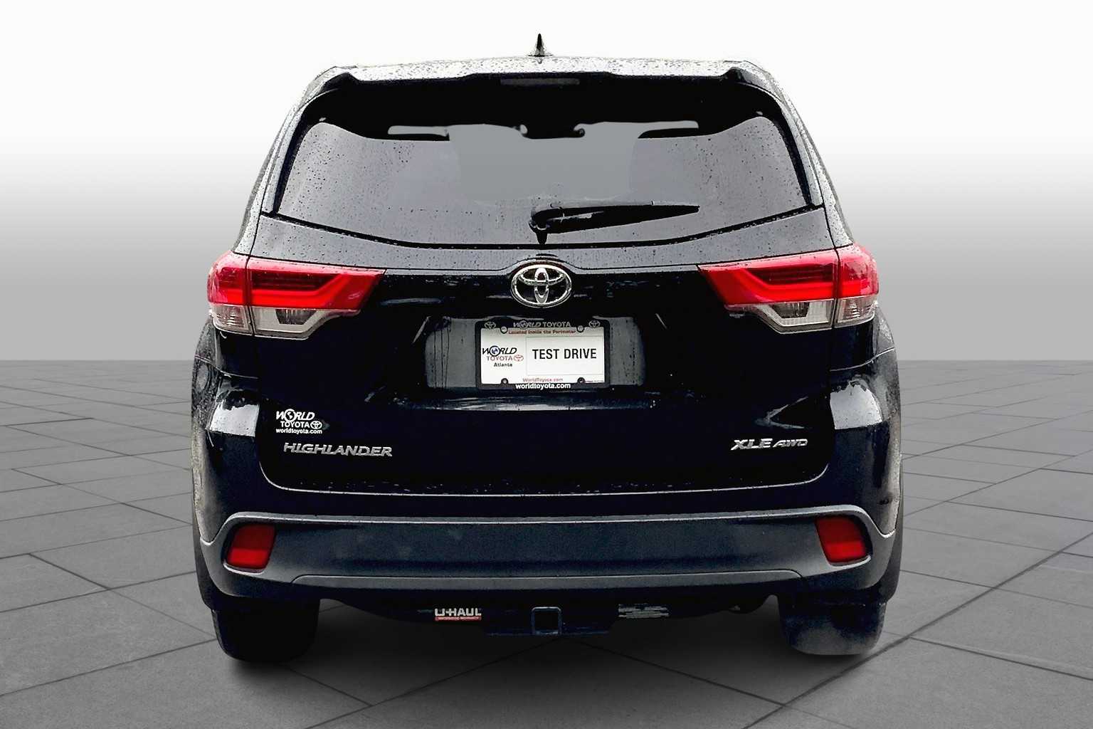 2019 Toyota Highlander XLE photo 3