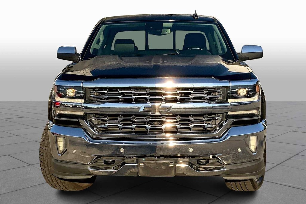 Used 2018 Chevrolet Silverado 1500 LTZ 2WD Crew Cab 143.5 Truck Crew Cab