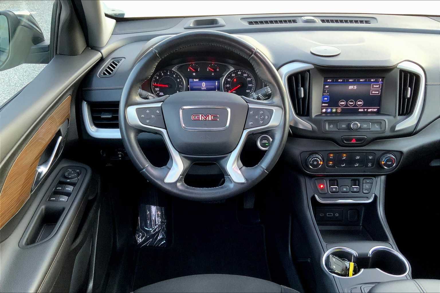 2020 Gmc Terrain SLE photo 4