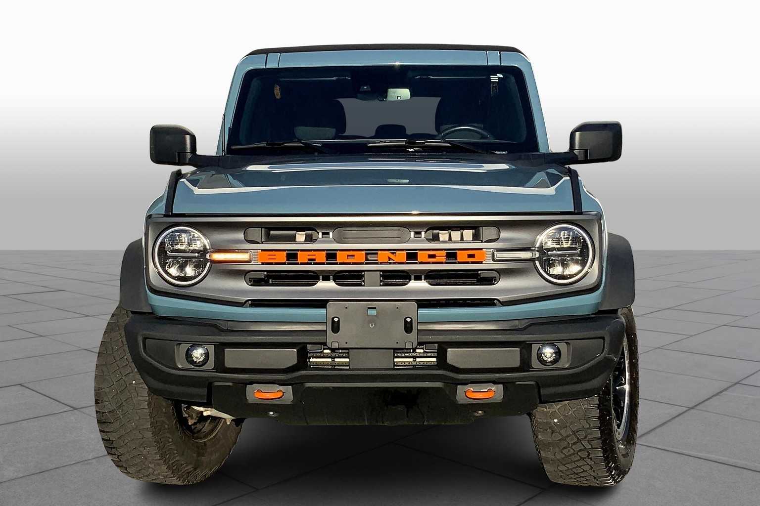 2022 Ford Bronco Big Bend photo 2