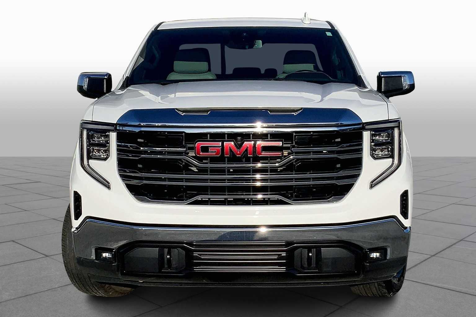 2025 Gmc Sierra 1500 SLT photo 2