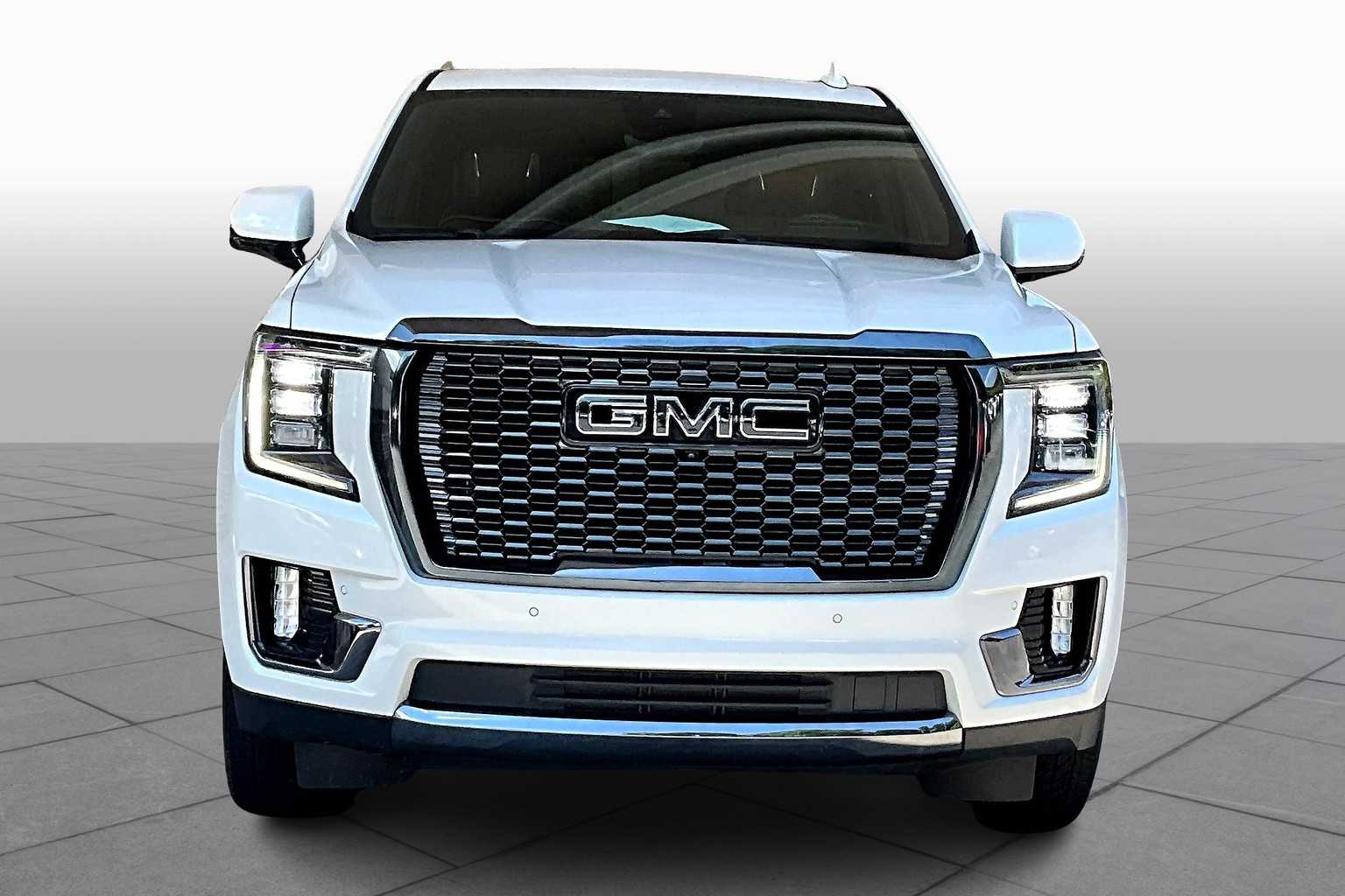 2024 Gmc Yukon Denali Ultimate photo 2