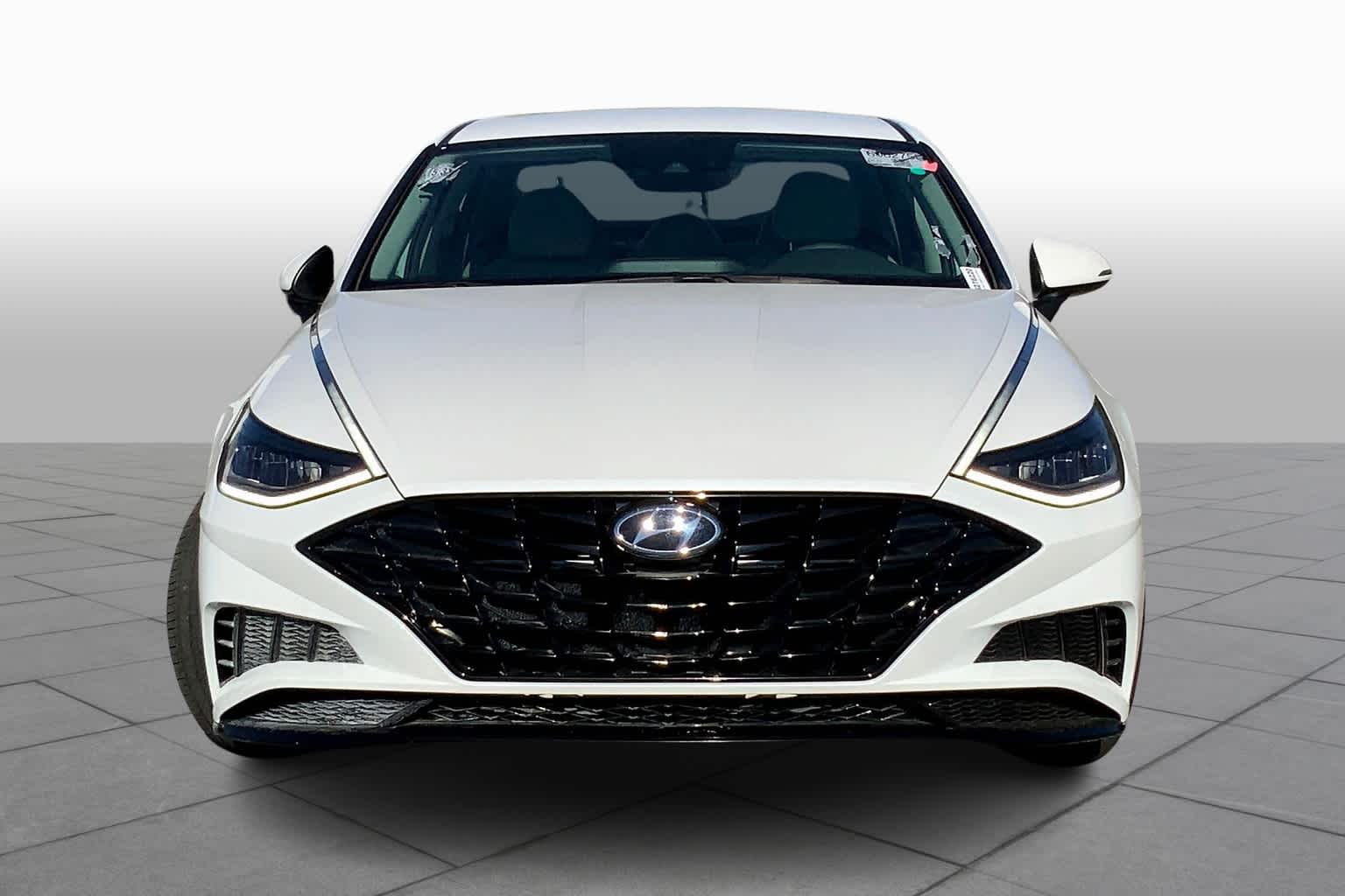 2021 Hyundai Sonata SEL photo 2
