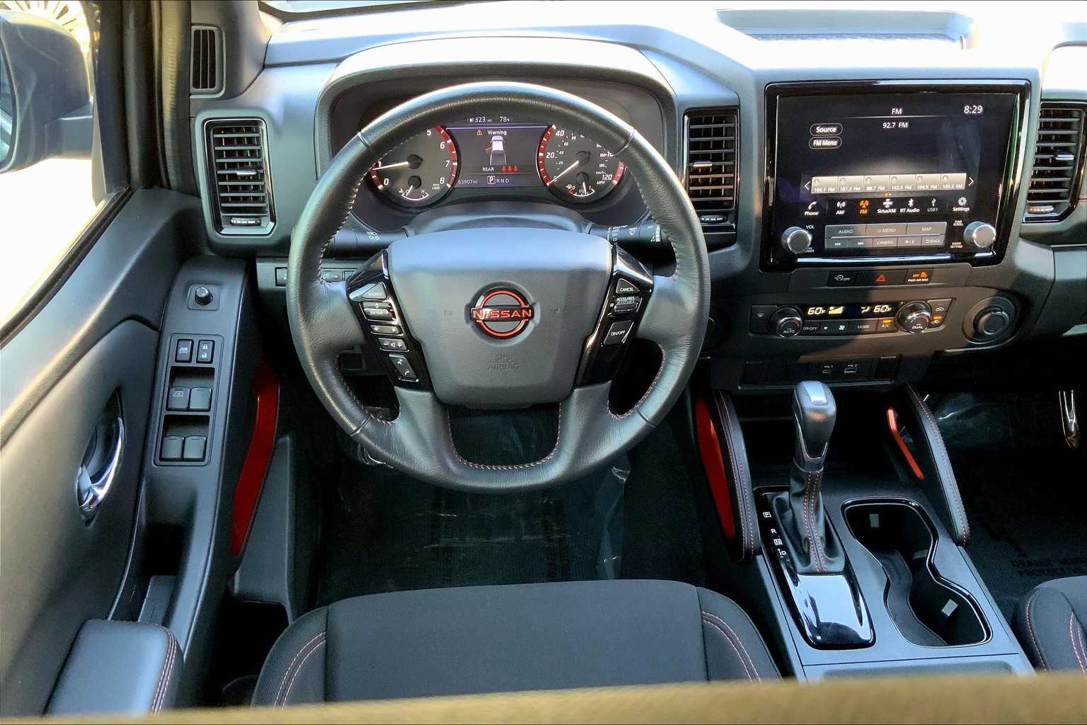 2023 Nissan Frontier PRO-X Crew Cab photo 4