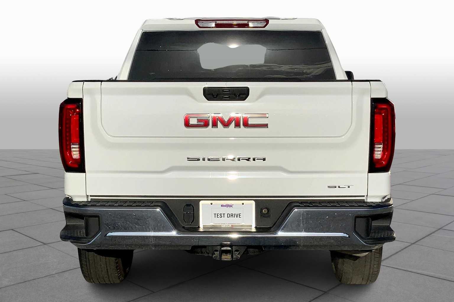 2025 Gmc Sierra 1500 SLT photo 3