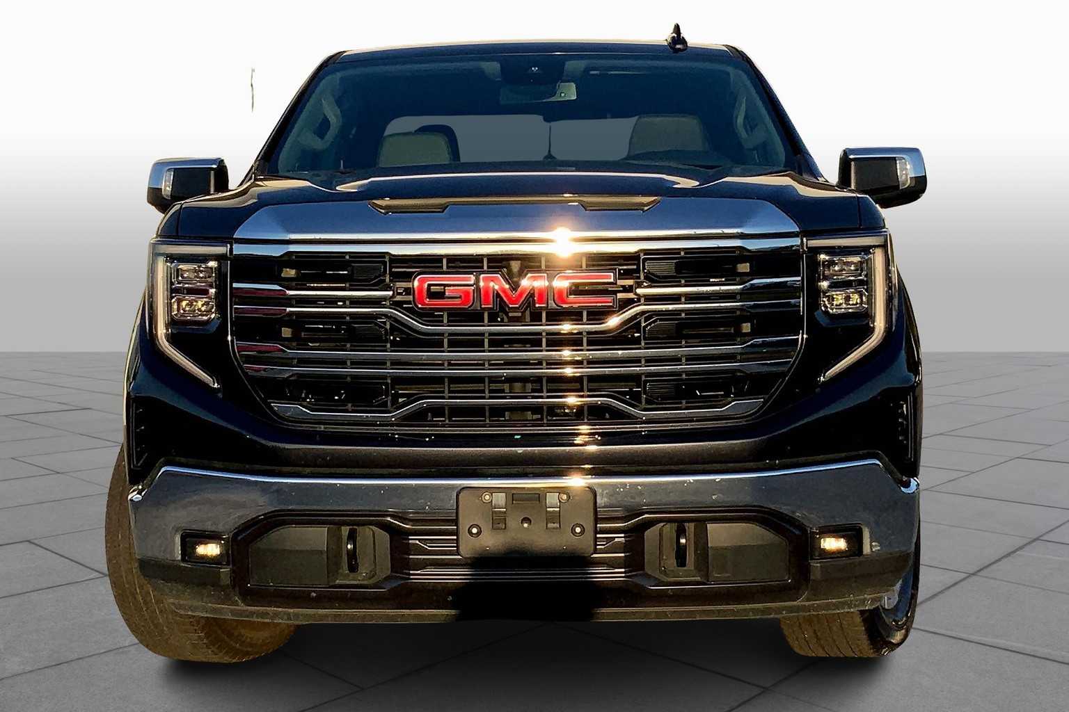 2025 Gmc Sierra 1500 SLT photo 2