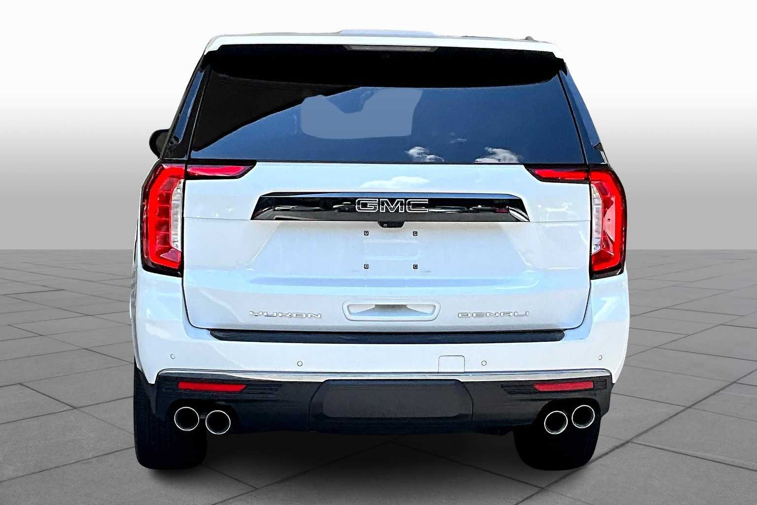 2024 Gmc Yukon Denali Ultimate photo 3