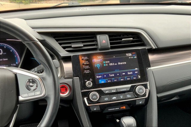 2020 Honda Civic EX-L photo 4
