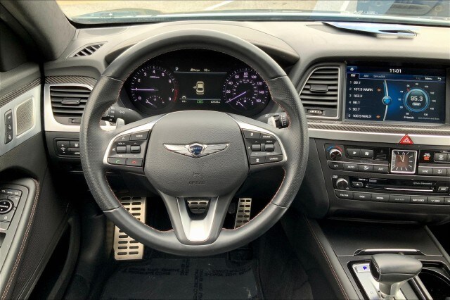 2018 Genesis G80 3.3T Sport photo 3