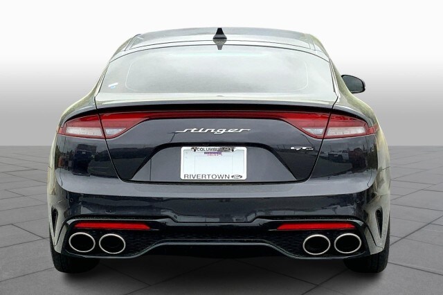 2022 Kia Stinger GT-Line photo 3