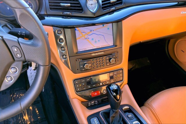 2015 Maserati Granturismo MC photo 3
