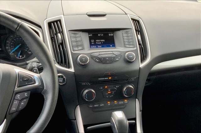 2018 Ford Edge SEL photo 4