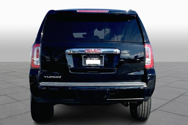 2018 Gmc Yukon Denali photo 2