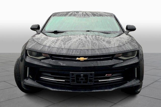 2016 Chevrolet Camaro 2LT photo 2