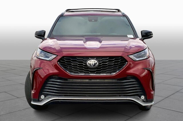 2021 Toyota Highlander XSE photo 2