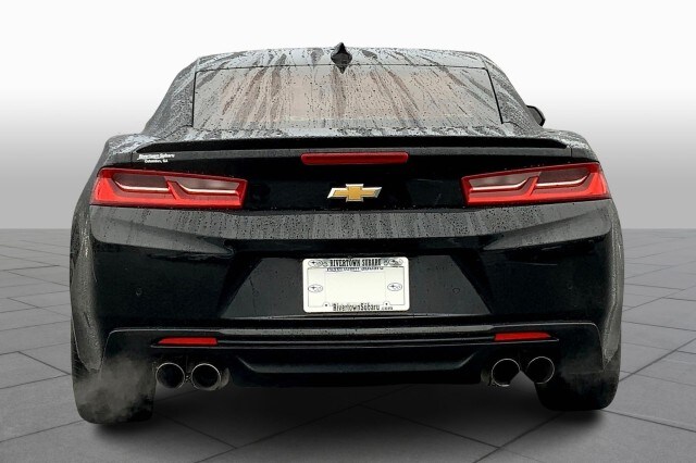 2016 Chevrolet Camaro 2LT photo 3