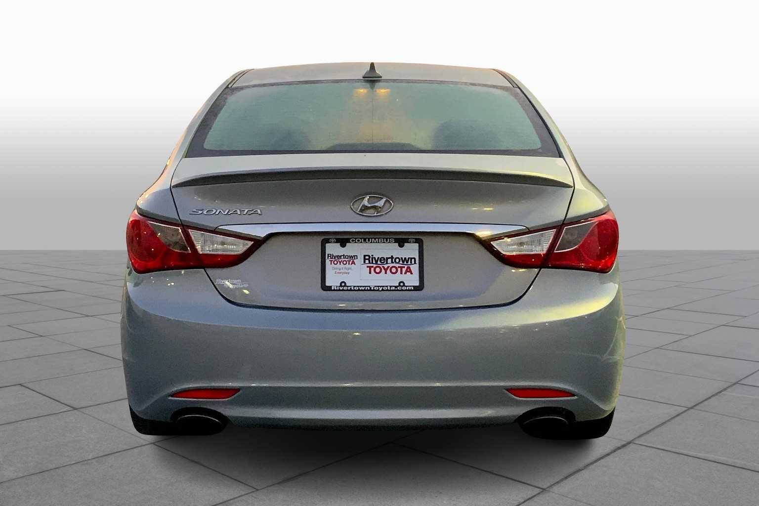 2012 Hyundai Sonata SE photo 3