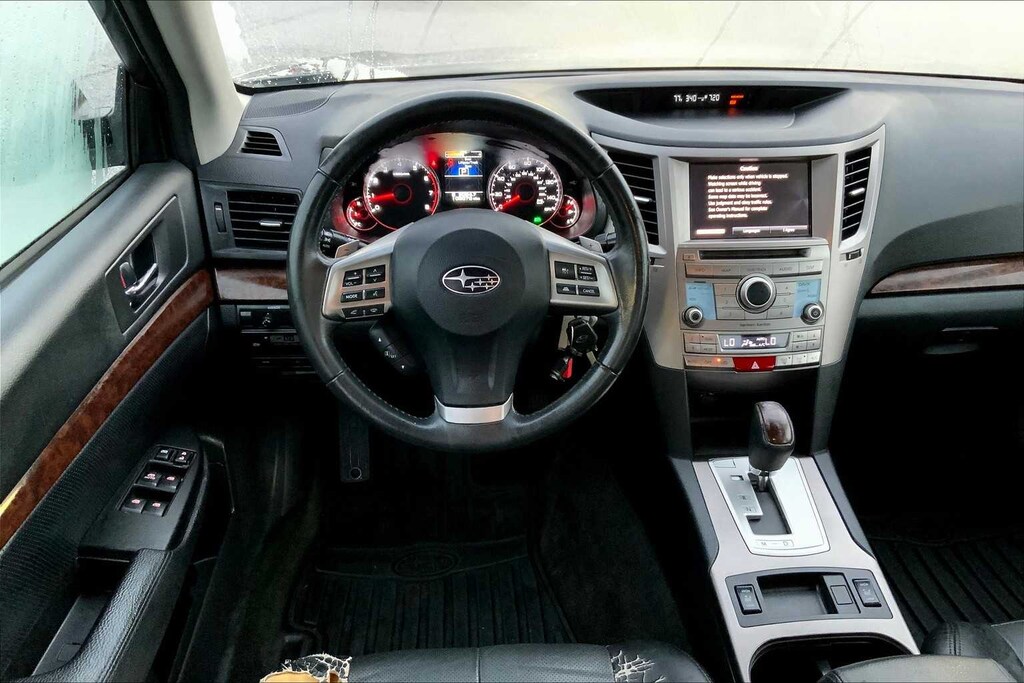 Used 2013 Subaru Legacy 2.5i Limited w/Moonroof/Nav/EyeSight Sedan