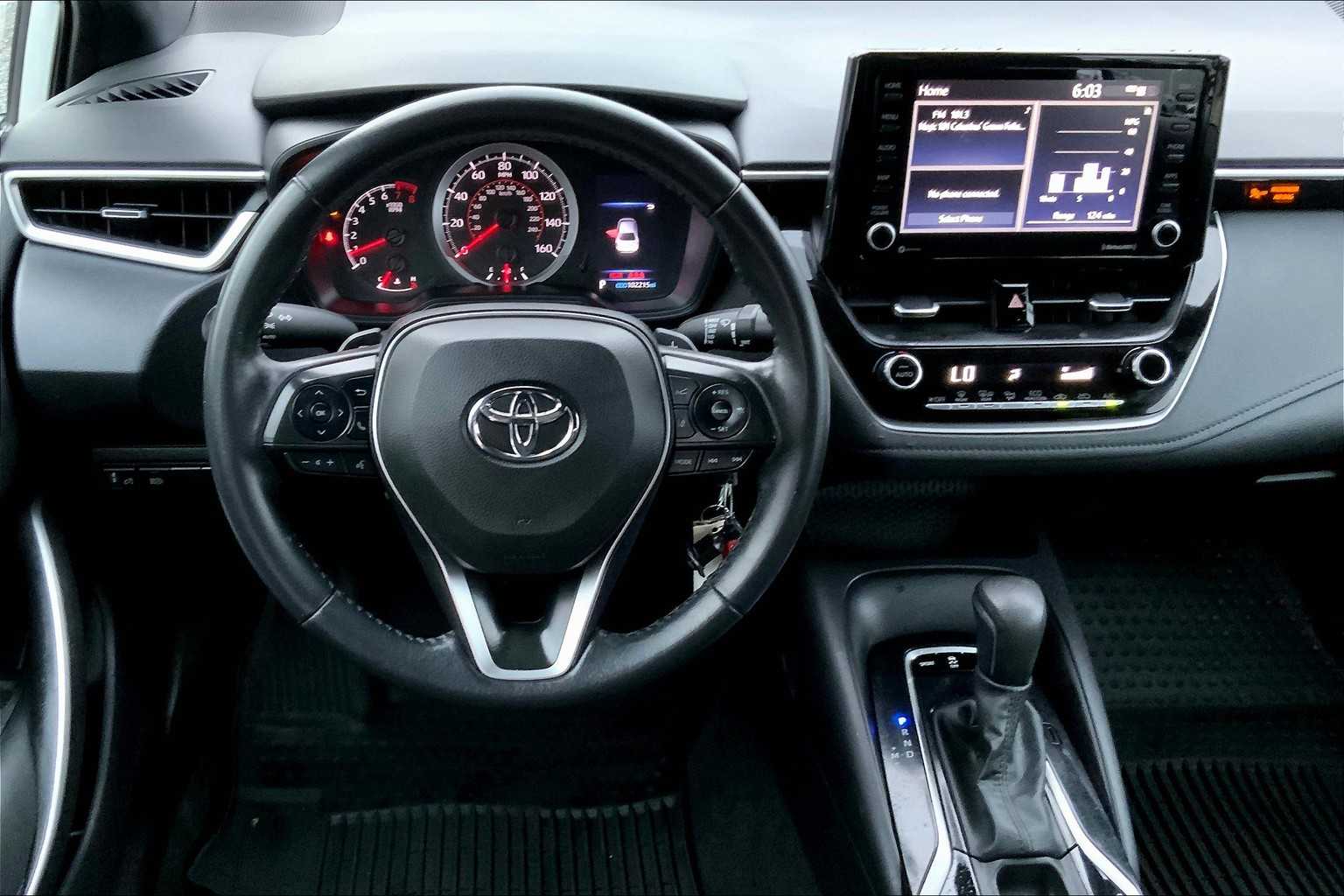 2022 Toyota Corolla SE photo 4