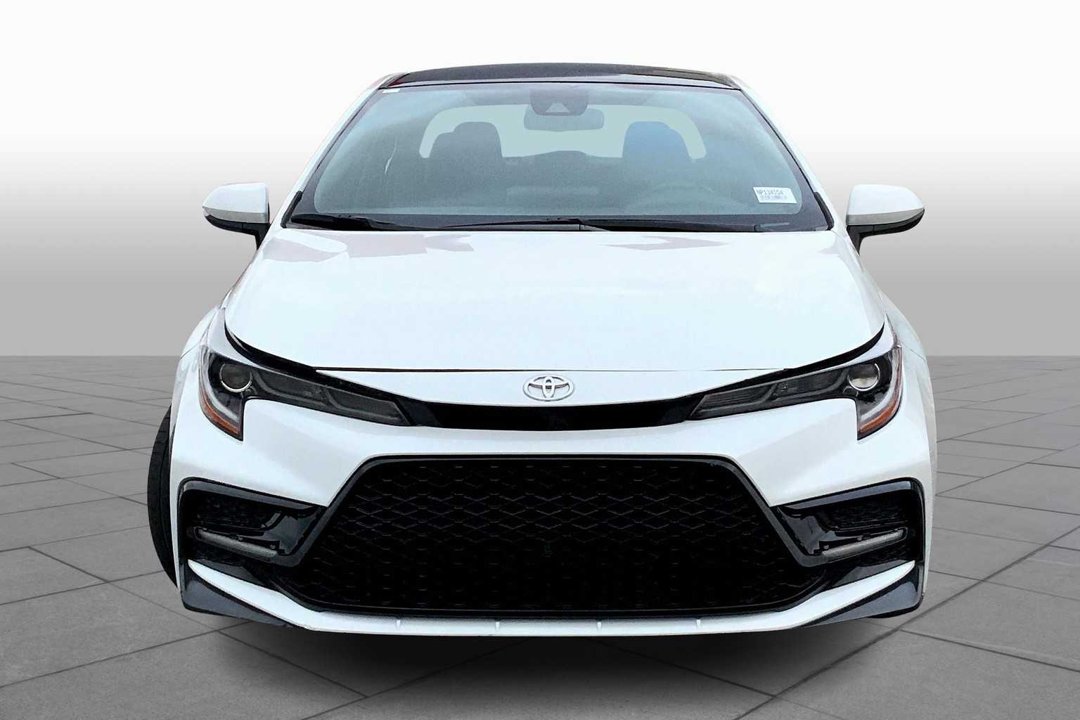 2022 Toyota Corolla SE photo 2